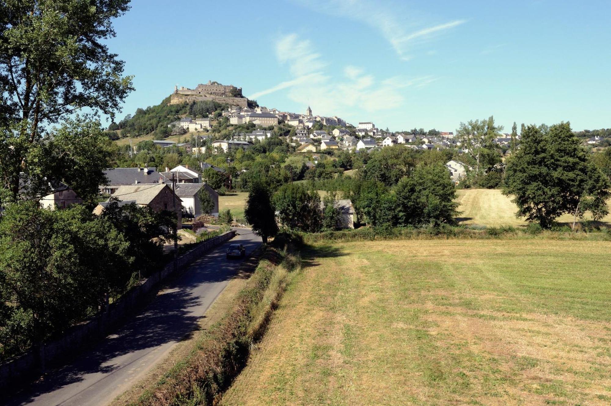 Maison D'Hotes La Singuliere Sévérac-le-Château Kültér fotó